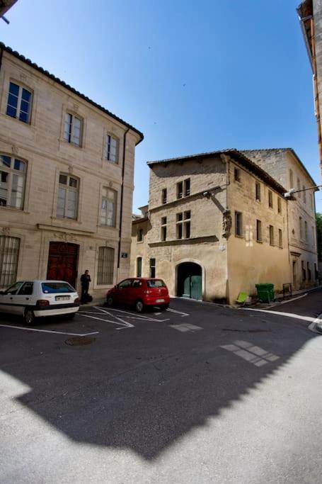 La Bulle - Parking Gratuit En Souterrain - 2 Mins Du Palais Des Papes - Clim Ac - Wifi Lägenhet Avignon Exteriör bild